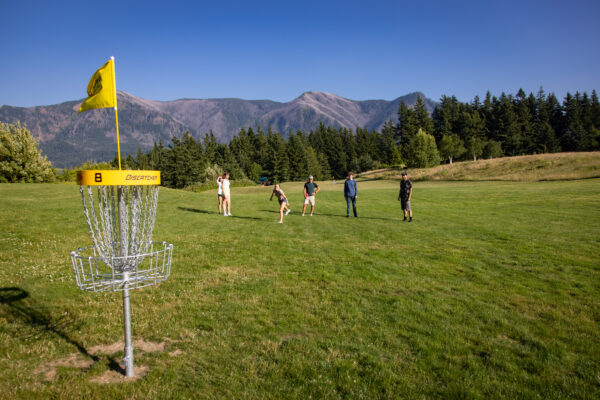 Disc golf at Skamania Lodge