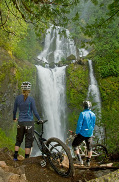 Falls Creek Falls in Skamania County 
